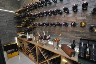 Thumbnail von Villa For Sale in Cabopino, Málaga