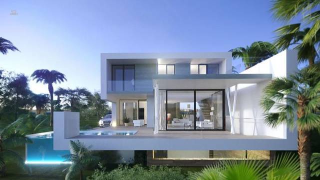 Villa For Sale in Estepona, Málaga