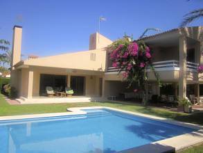 Thumbnail von Villa For Sale in Torrevieja, Alicante