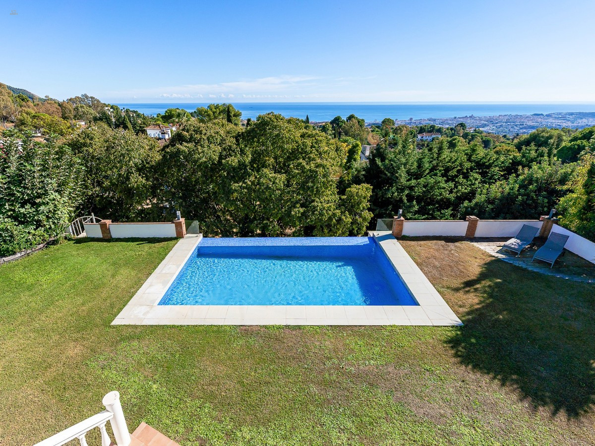 Villa For Sale in Mijas, Málaga