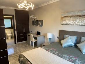 Thumbnail von Villa For Sale in Bahia de Marbella, Málaga