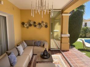 Thumbnail von Villa For Sale in Bahia de Marbella, Málaga