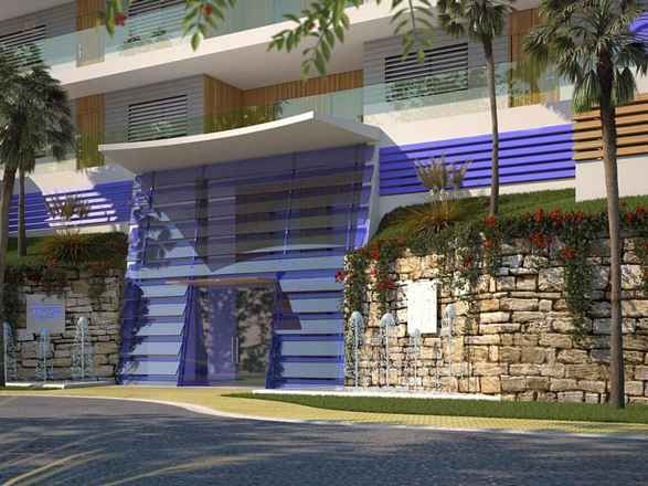 Apartment For Sale in Benalmadena, Málaga