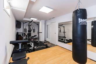 Thumbnail von Villa For Sale in Estepona, Málaga