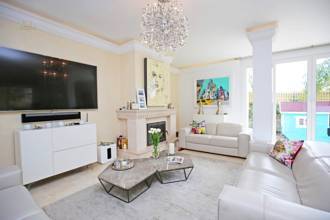 Thumbnail von Villa For Sale in New Golden Mile, Málaga