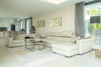 Thumbnail von Villa For Sale in Estepona, Málaga