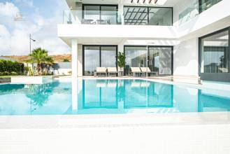 Thumbnail von Villa For Sale in Estepona, Málaga