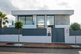 Thumbnail von Villa For Sale in Estepona, Málaga