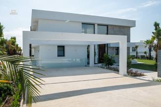 Thumbnail von Villa For Sale in Marbella, Málaga