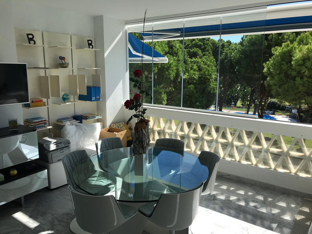Apartment For Sale in Puerto Banús, Málaga