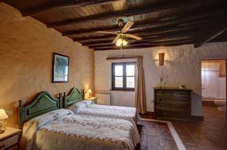 Thumbnail von Commercial Property For Sale in Benadalida, Málaga