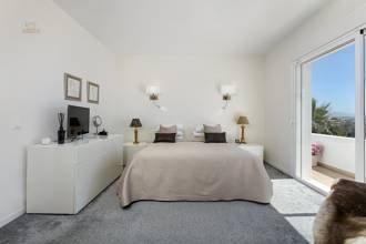 Thumbnail von Villa For Sale in Benahavis, Málaga