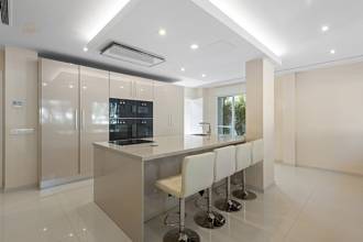 Thumbnail von Villa For Sale in San Pedro de Alcántara, Málaga