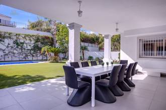 Thumbnail von Villa For Sale in San Pedro de Alcántara, Málaga