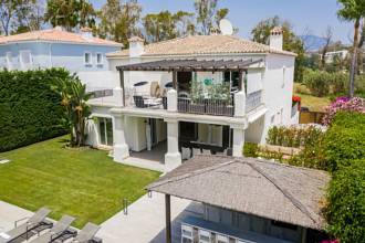 Thumbnail von Villa For Sale in San Pedro de Alcántara, Málaga