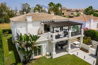 Thumbnail von Villa For Sale in San Pedro de Alcántara, Málaga