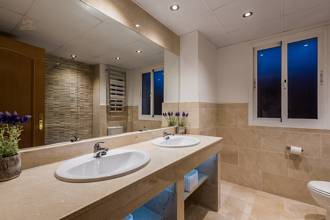 Thumbnail von Villa For Sale in San Pedro de Alcántara, Málaga