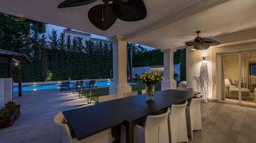 Thumbnail von Villa For Sale in San Pedro de Alcántara, Málaga