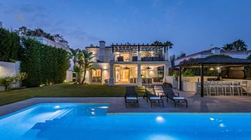 Thumbnail von Villa For Sale in San Pedro de Alcántara, Málaga