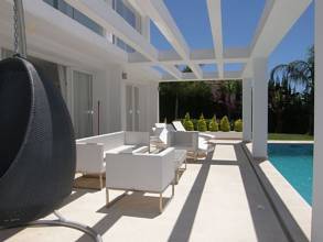 Thumbnail von Villa For Sale in Estepona, Málaga