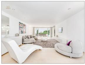 Thumbnail von Villa For Sale in Estepona, Málaga