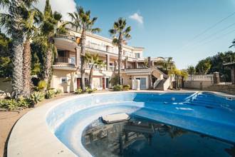 Thumbnail von Villa For Sale in La Capellania, Málaga