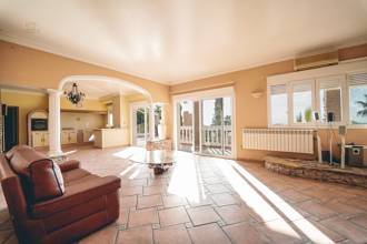 Thumbnail von Villa For Sale in La Capellania, Málaga