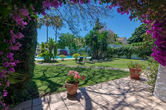 Villa For Sale in San Pedro de Alcántara, Málaga