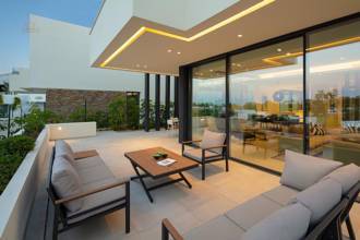 Thumbnail von Villa For Sale in Estepona, Málaga