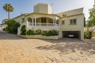 Thumbnail von Villa For Sale in Marbella, Málaga