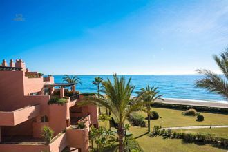 Thumbnail von Luxus-Wohnung in Los Monteros R2671424