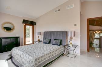 Thumbnail von Villa For Sale in La Quinta, Málaga