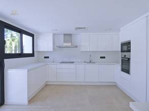 Thumbnail von Villa For Sale in Marbella, Málaga