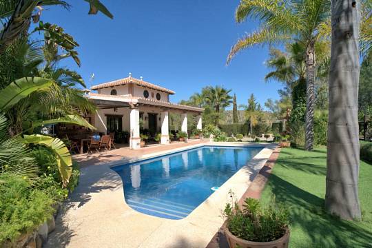 Villa For Sale in Coin, Málaga