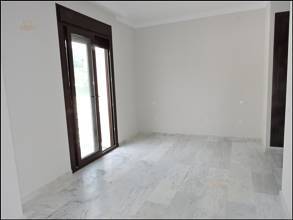 Thumbnail von Villa For Sale in Manilva, Málaga