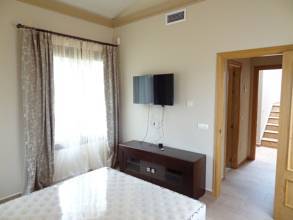 Thumbnail von Villa For Sale in Elviria, Málaga