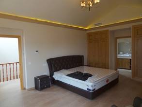 Thumbnail von Villa For Sale in Elviria, Málaga