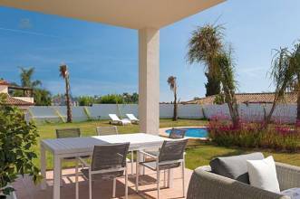 Thumbnail von Villa For Sale in Guadalmina Baja, Málaga