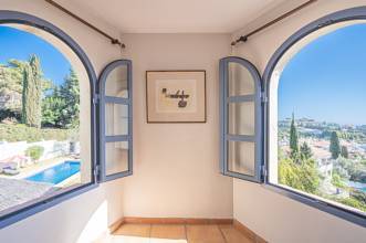 Thumbnail von Villa For Sale in Estepona, Málaga