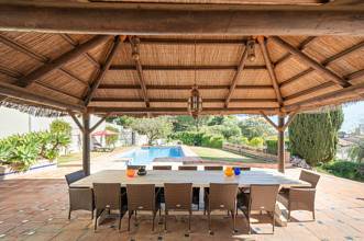 Thumbnail von Villa For Sale in Estepona, Málaga