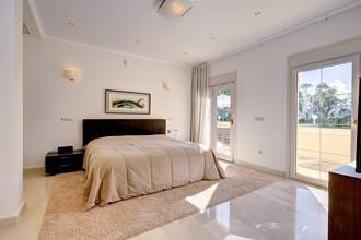 Thumbnail von Villa For Sale in Calahonda, Málaga