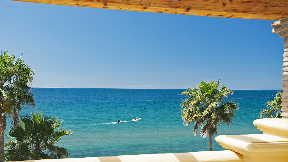 Marbella Apartment ES134040