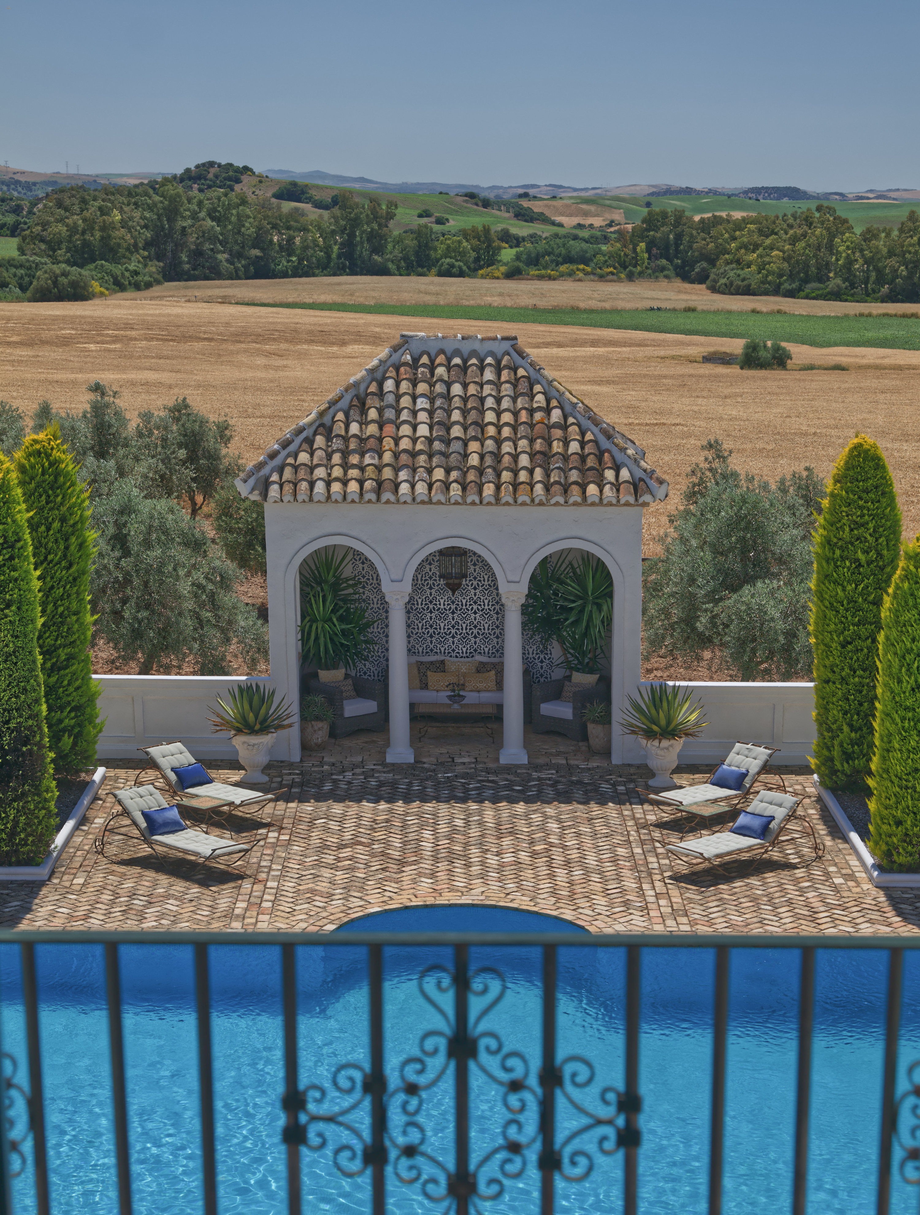 Montellano Commercial Property ES133785