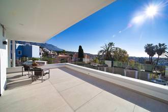 Thumbnail von Apartment For Sale in Nueva Andalucia, Málaga