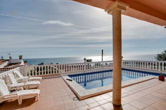 Thumbnail von Villa For Sale in Estepona, Málaga