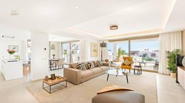 Thumbnail von Apartment For Sale in Central Nueva Andalucia, Málaga