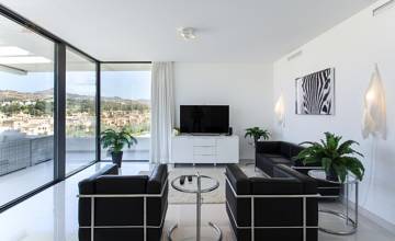 Thumbnail von Apartment For Sale in Estepona, Málaga