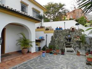 Thumbnail von Luxus-Villa in Benalmadena R2862485
