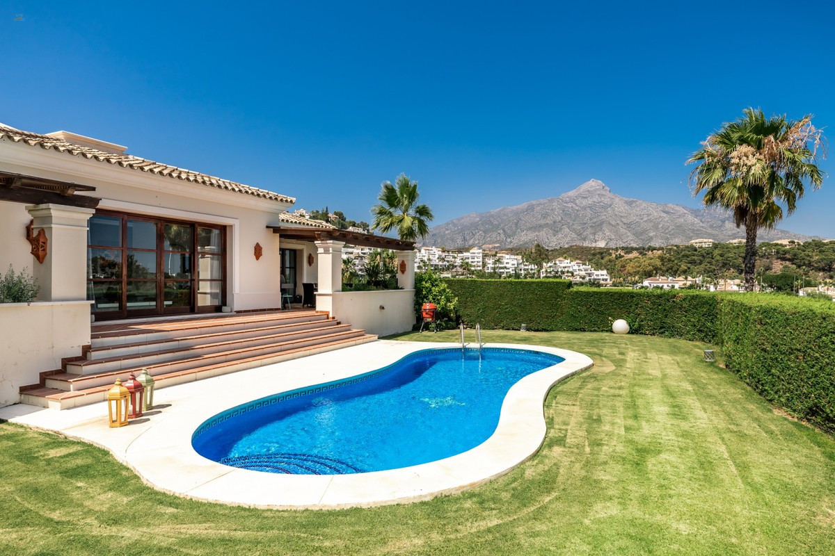 Marbella Villa ES130221