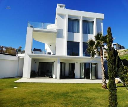 Luxus-Villa in Manilva R2834561